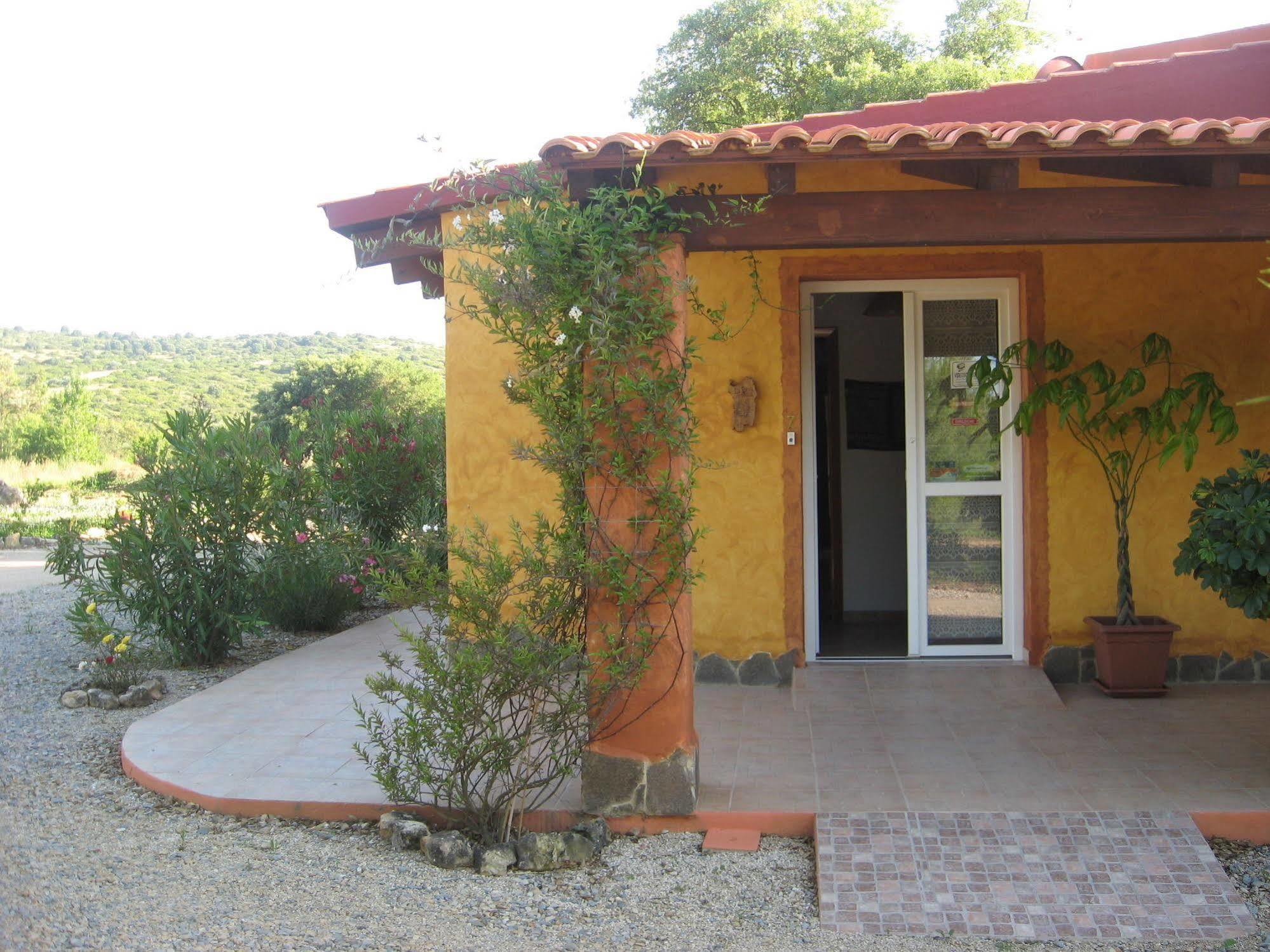 Agriturismo La Barca In Secca Olmedo Eksteriør bilde