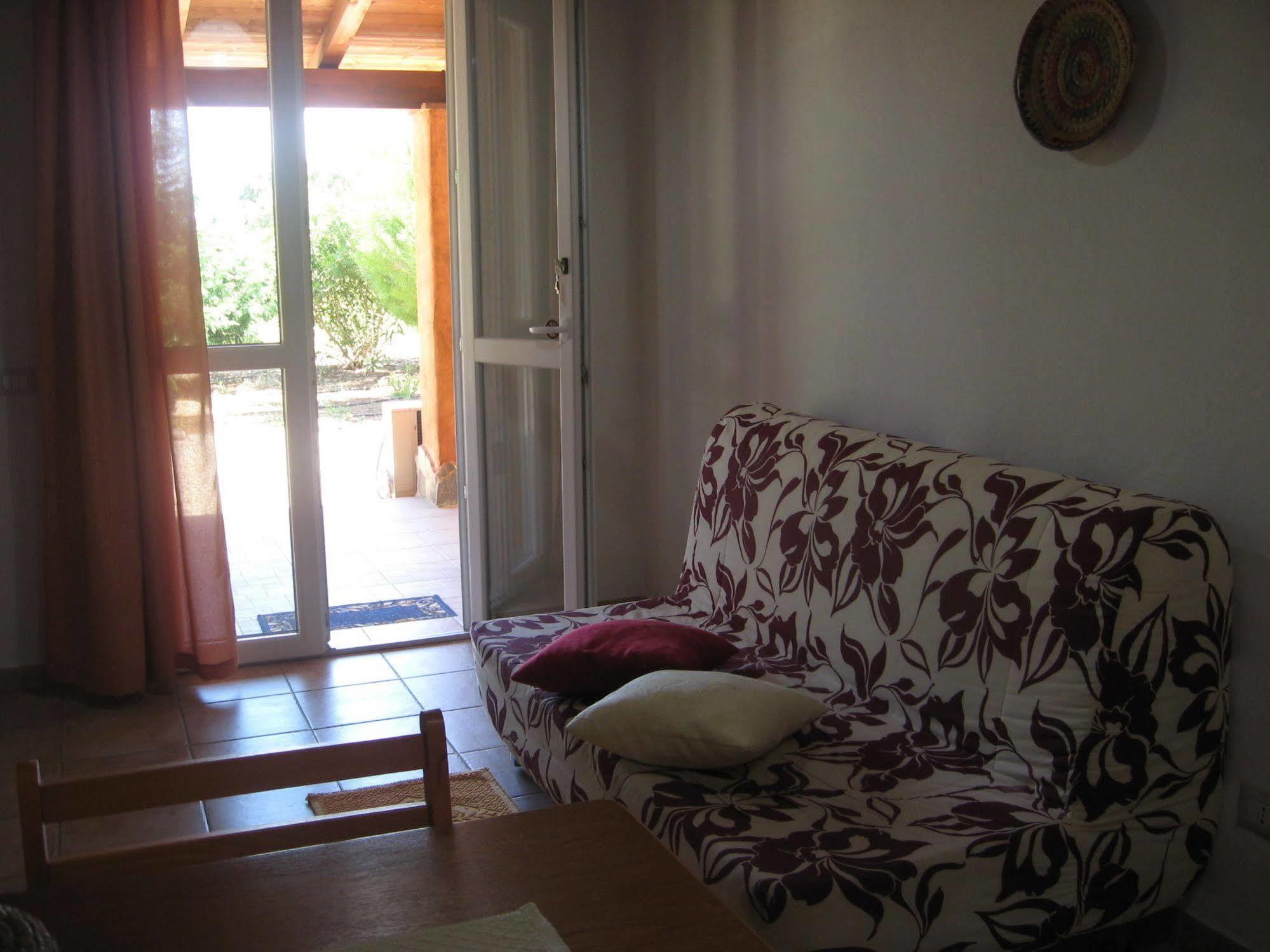Agriturismo La Barca In Secca Olmedo Eksteriør bilde