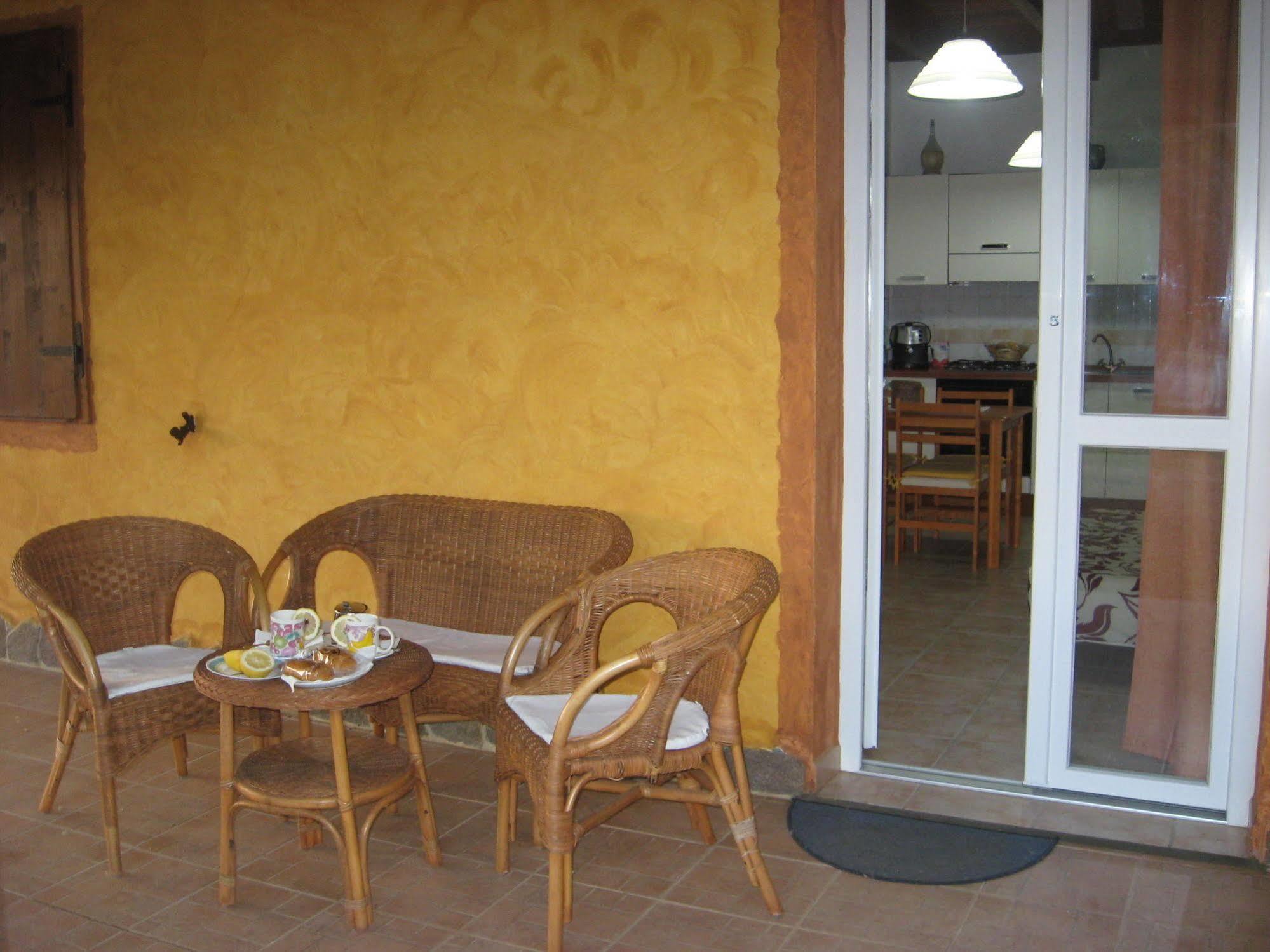 Agriturismo La Barca In Secca Olmedo Eksteriør bilde