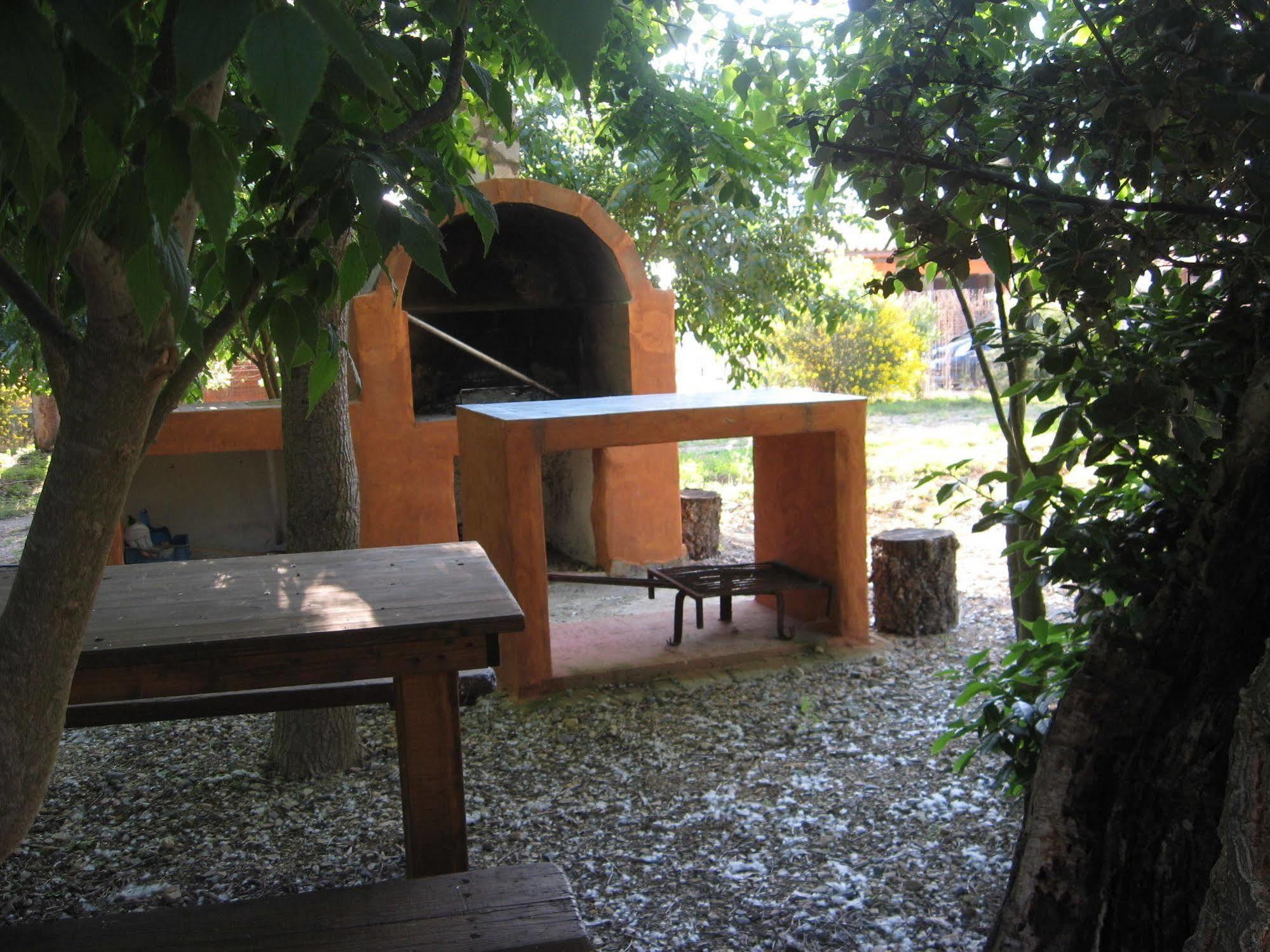 Agriturismo La Barca In Secca Olmedo Eksteriør bilde